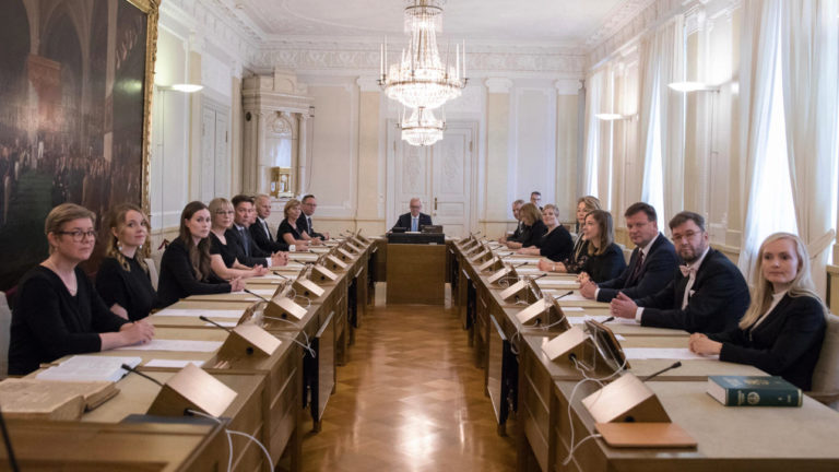 HALLITUS ON PITÄNYT LUPAUKSENSA ARVIOI 62 PROSENTTIA HALLITUS ON PITÄNYT LUPAUKSENSA ARVIOI 62 PROSENTTIA