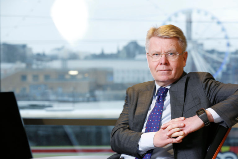 VASTAUS JYRI HÄKÄMIEHEN KAPITALISMIN YLISTYKSELLE  