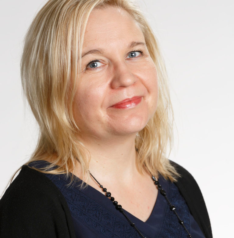 Anna Pärnänen: Kokonaiskuva lomautettujen ja työttömien määrästä on karua katsottavaa