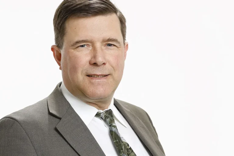 Globaali kestävä kehitys pahasti pois raiteilta